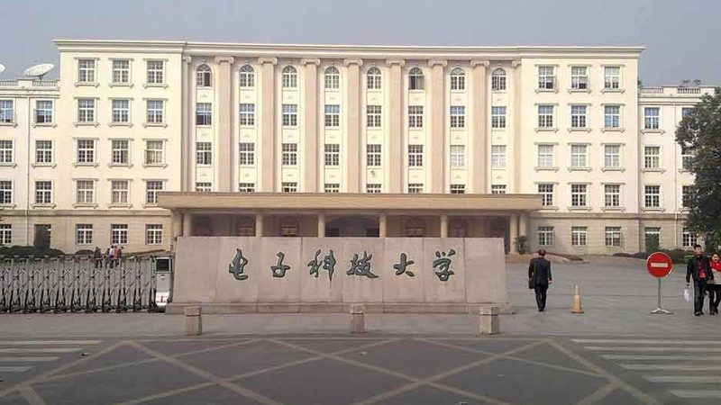太阳能电池旁路二极管：关键参数解析与选型指南**